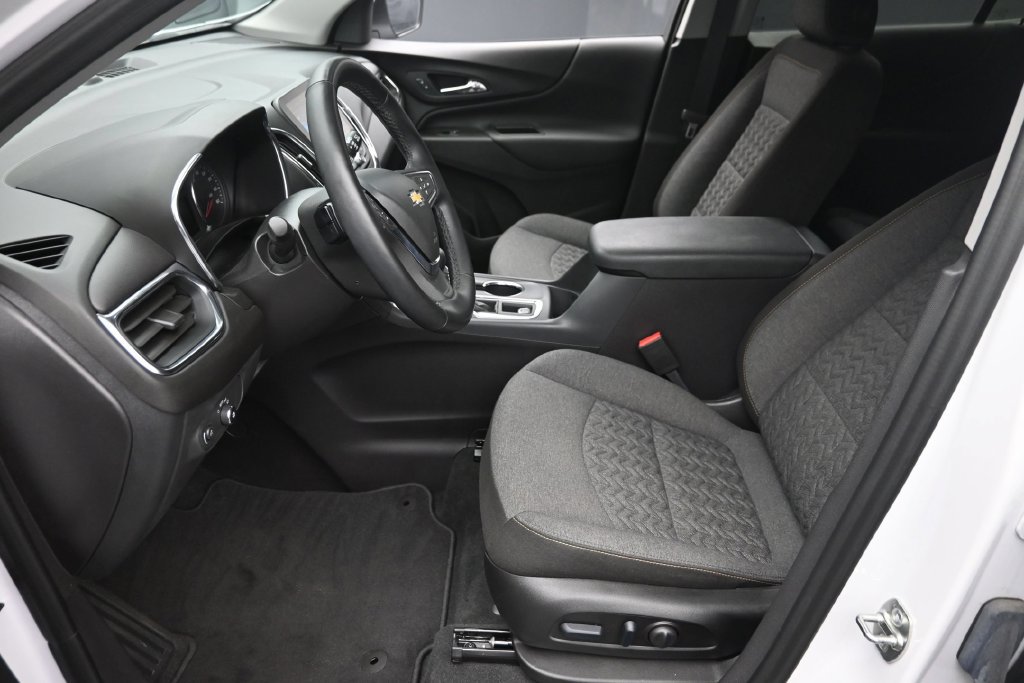 Used 2024 Chevrolet Equinox LT AWD/4WD image 15