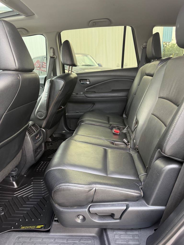 Used 2017 Honda Pilot EX-L image 9