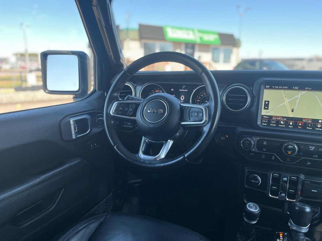 Used 2020 Jeep Wrangler Unlimited Sahara AWD/4WD image 11