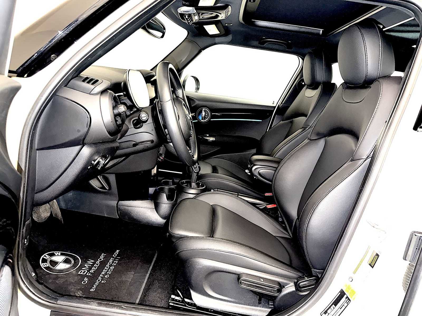 Used 2023 MINI Cooper S image 9