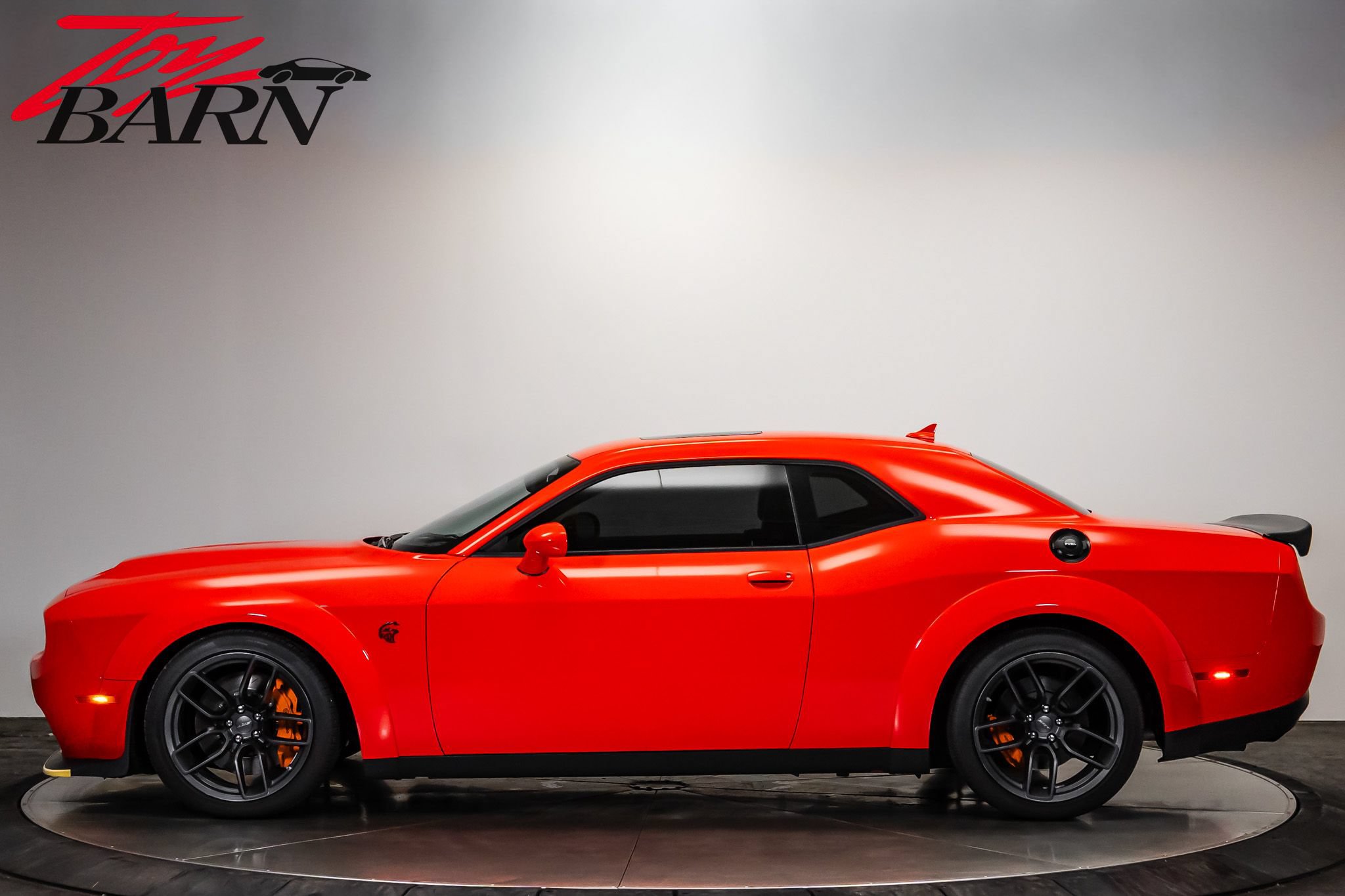 Used 2019 Dodge Challenger SRT Hellcat Redeye RWD image 2