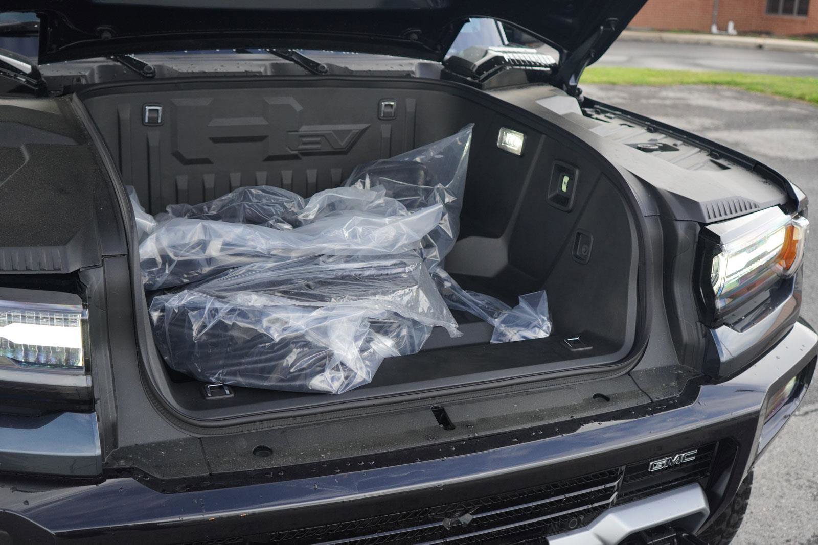 New 2025 GMC Hummer EV 2X w/ LPO, Sport Package image 10