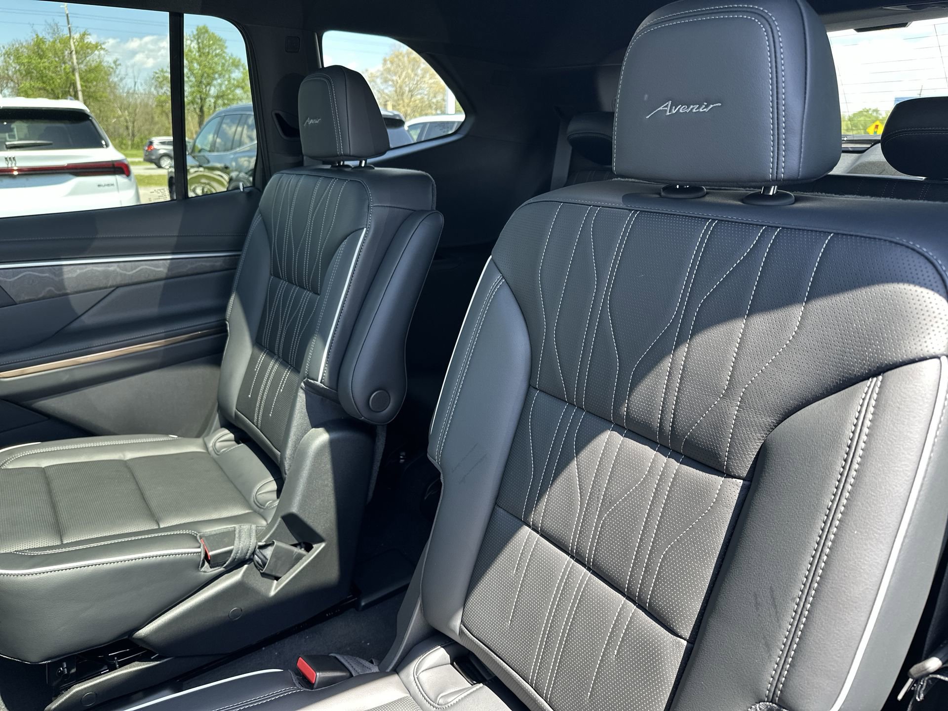 New 2026 Buick Enclave Avenir w/ Super Cruise Package AWD/4WD image 22