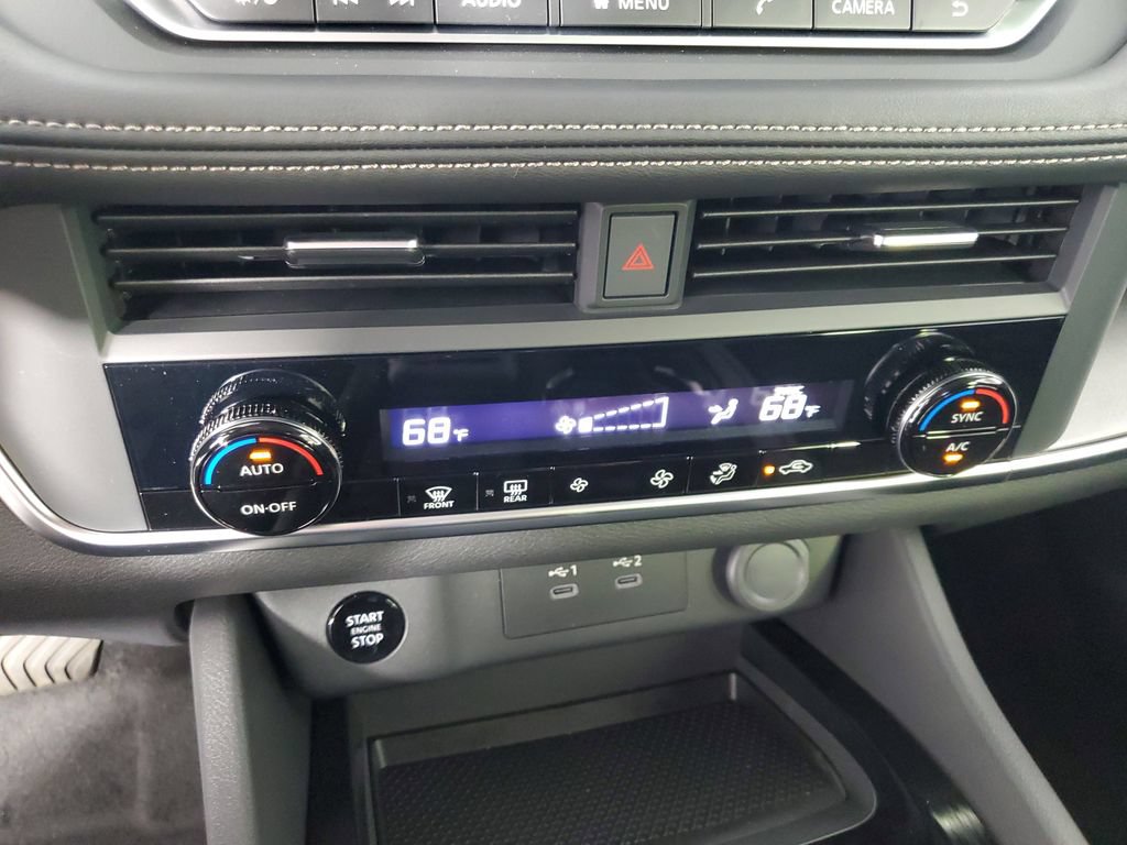 Used 2025 Nissan Rogue SV FWD image 20