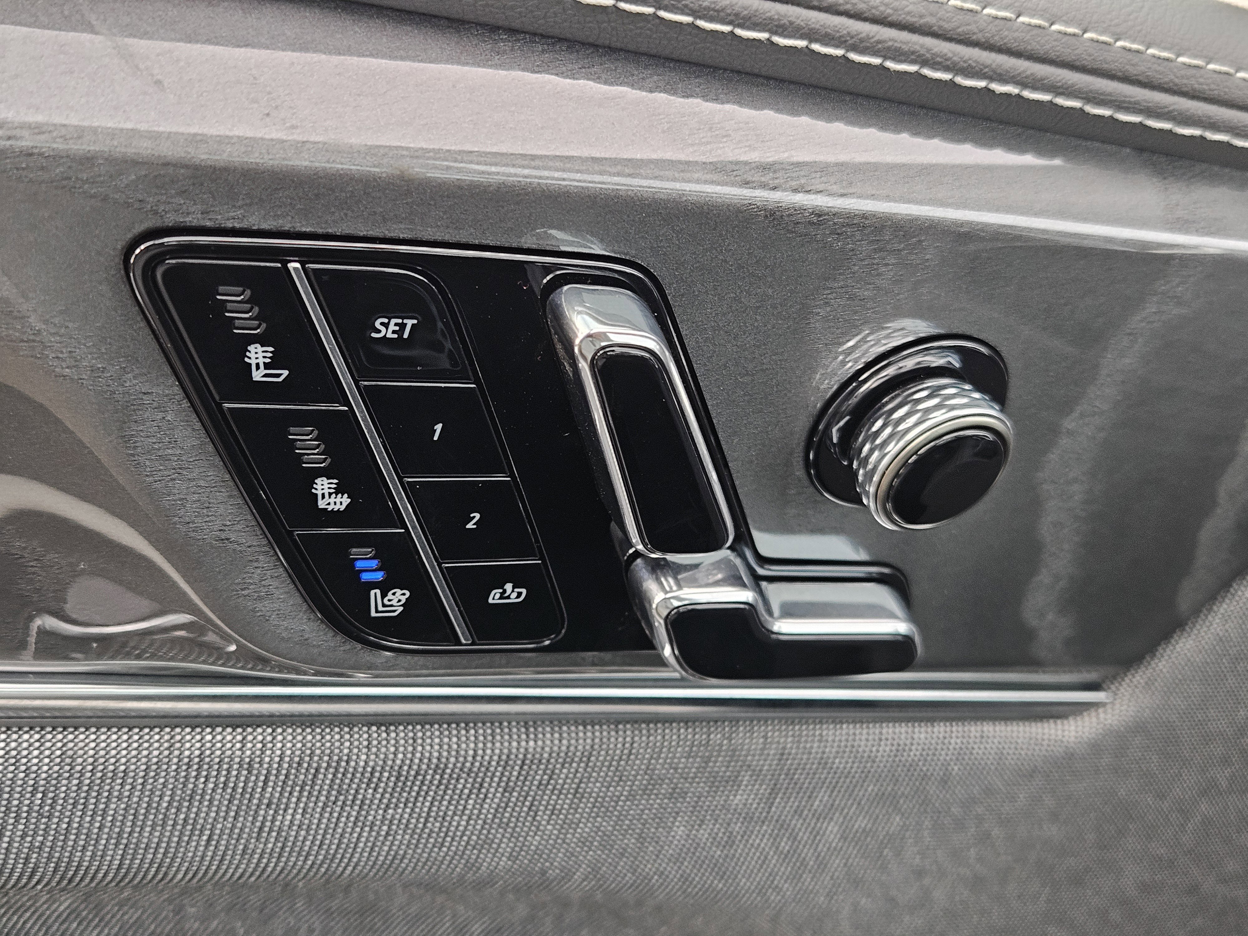 New 2025 Cadillac Lyriq Sport image 22