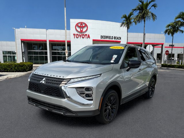 Used 2024 Mitsubishi Eclipse Cross LE AWD/4WD image 3