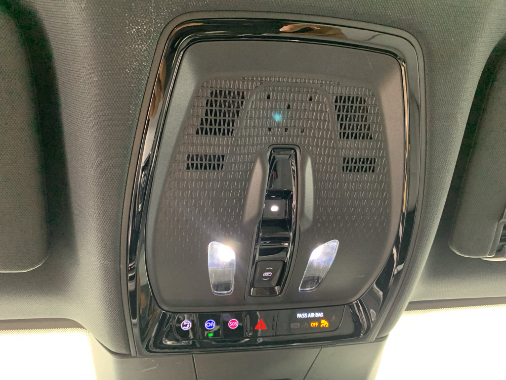 Used 2024 Cadillac Lyriq Luxury RWD image 29