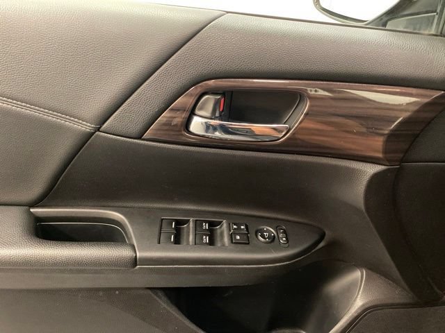 Used 2016 Honda Accord EX image 20