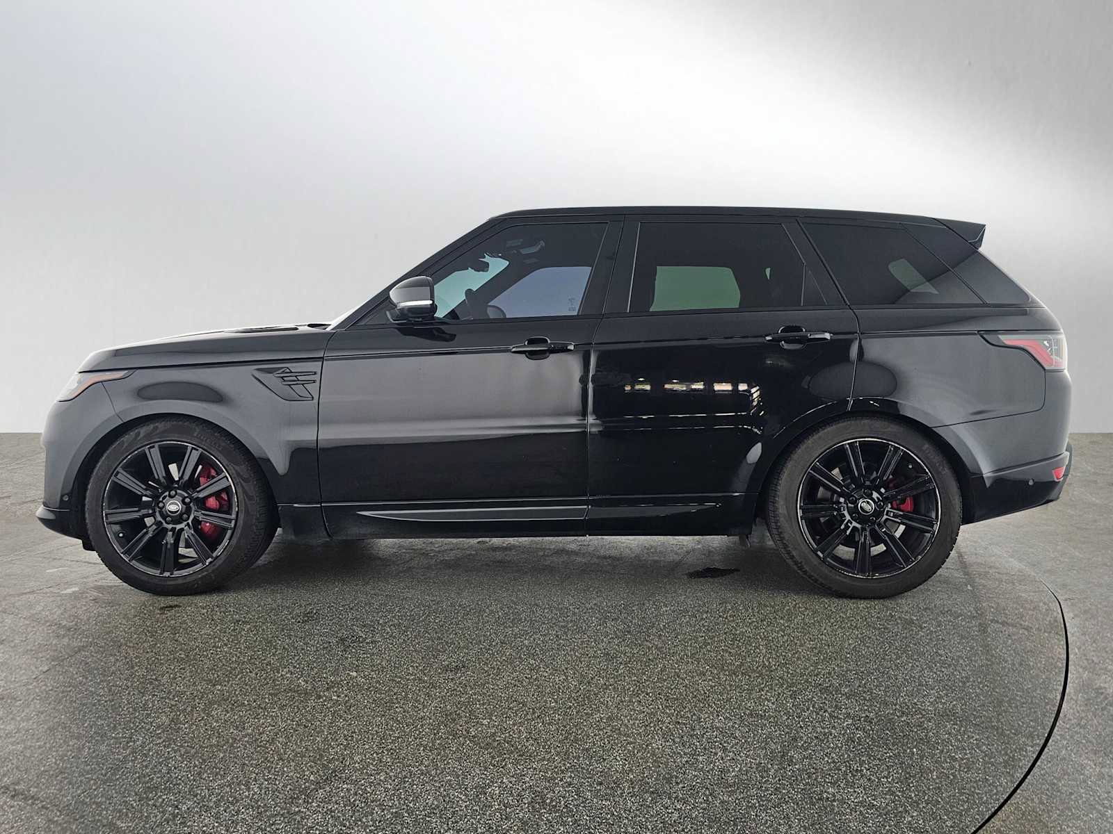 Used 2019 Land Rover Range Rover Sport Supercharged image 2