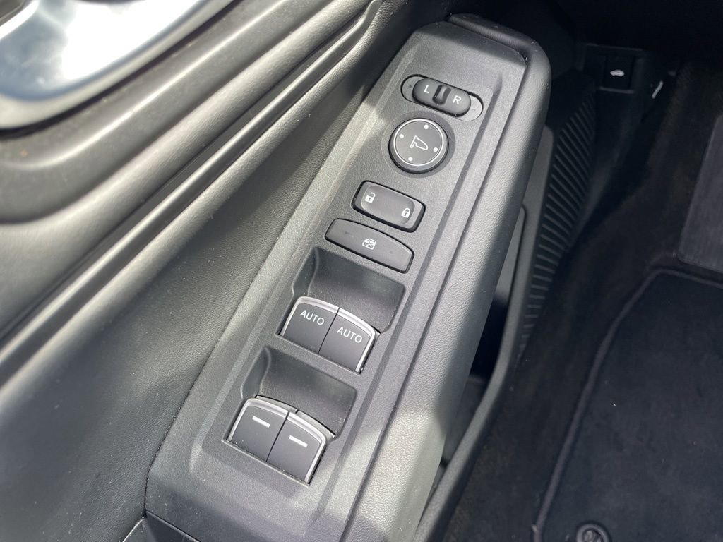 Used 2025 Honda Accord SE image 26