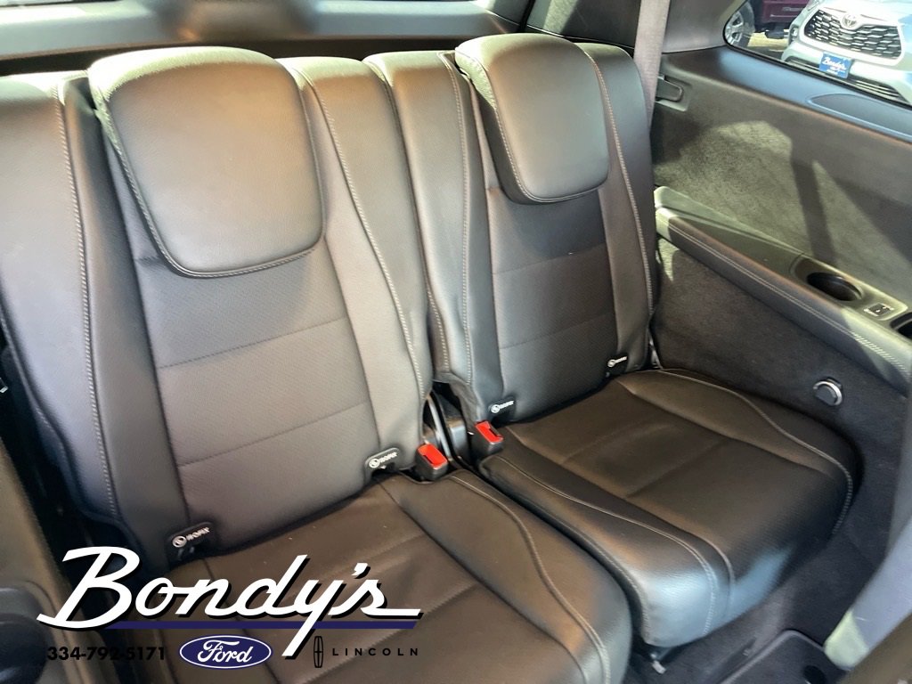 Used 2023 Mercedes-Benz GLS 450 4MATIC image 21