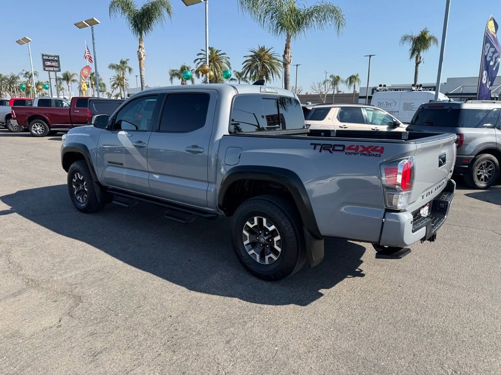 Used 2021 Toyota Tacoma TRD Off-Road w/ Technology Package AWD/4WD image 4