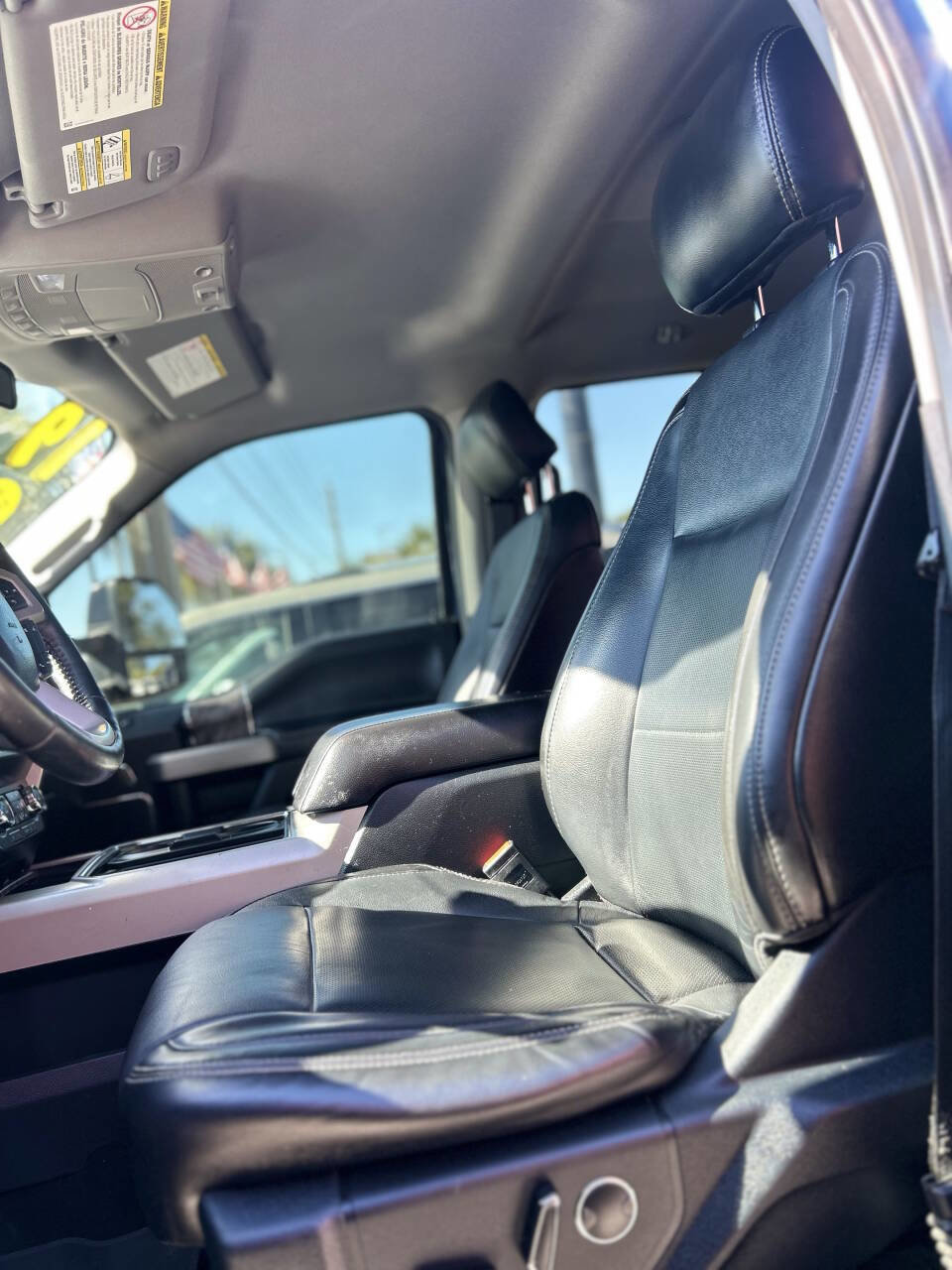 Used 2019 Ford F250 Lariat w/ Lariat Ultimate Package image 13