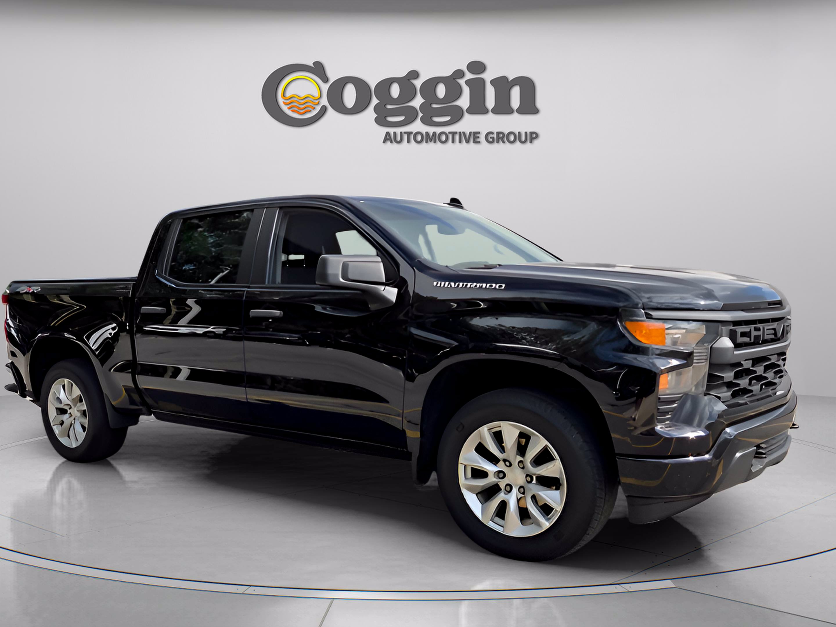 Used 2023 Chevrolet Silverado 1500 Custom AWD/4WD image 7