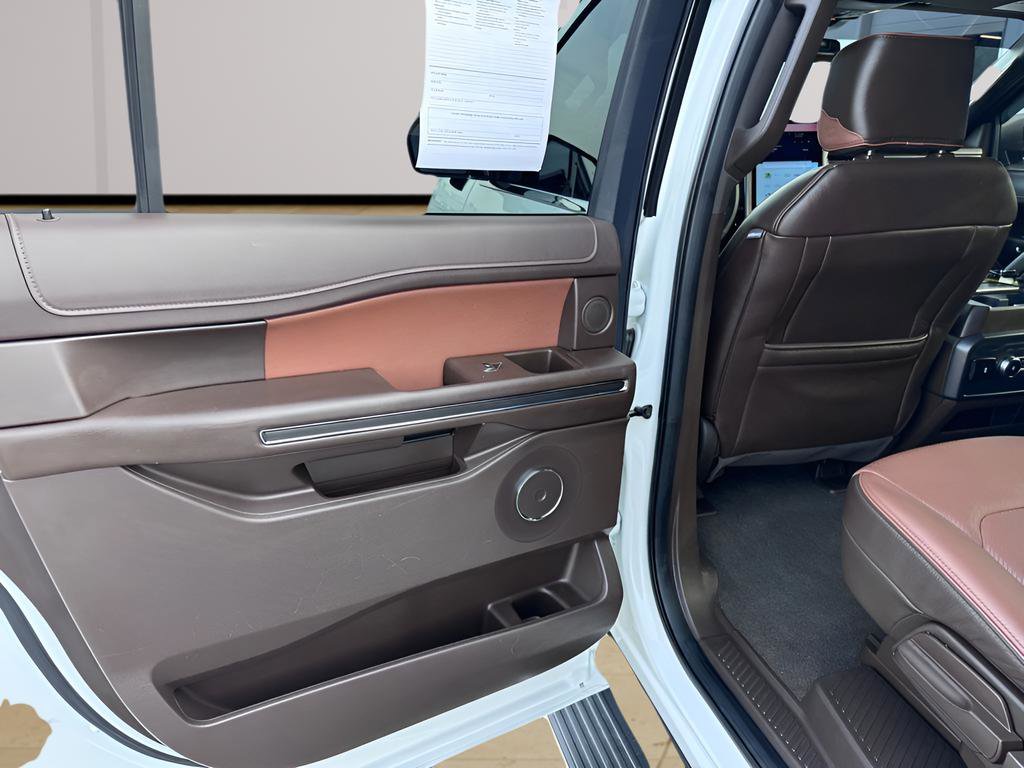 Used 2024 Ford Expedition Max King Ranch image 37