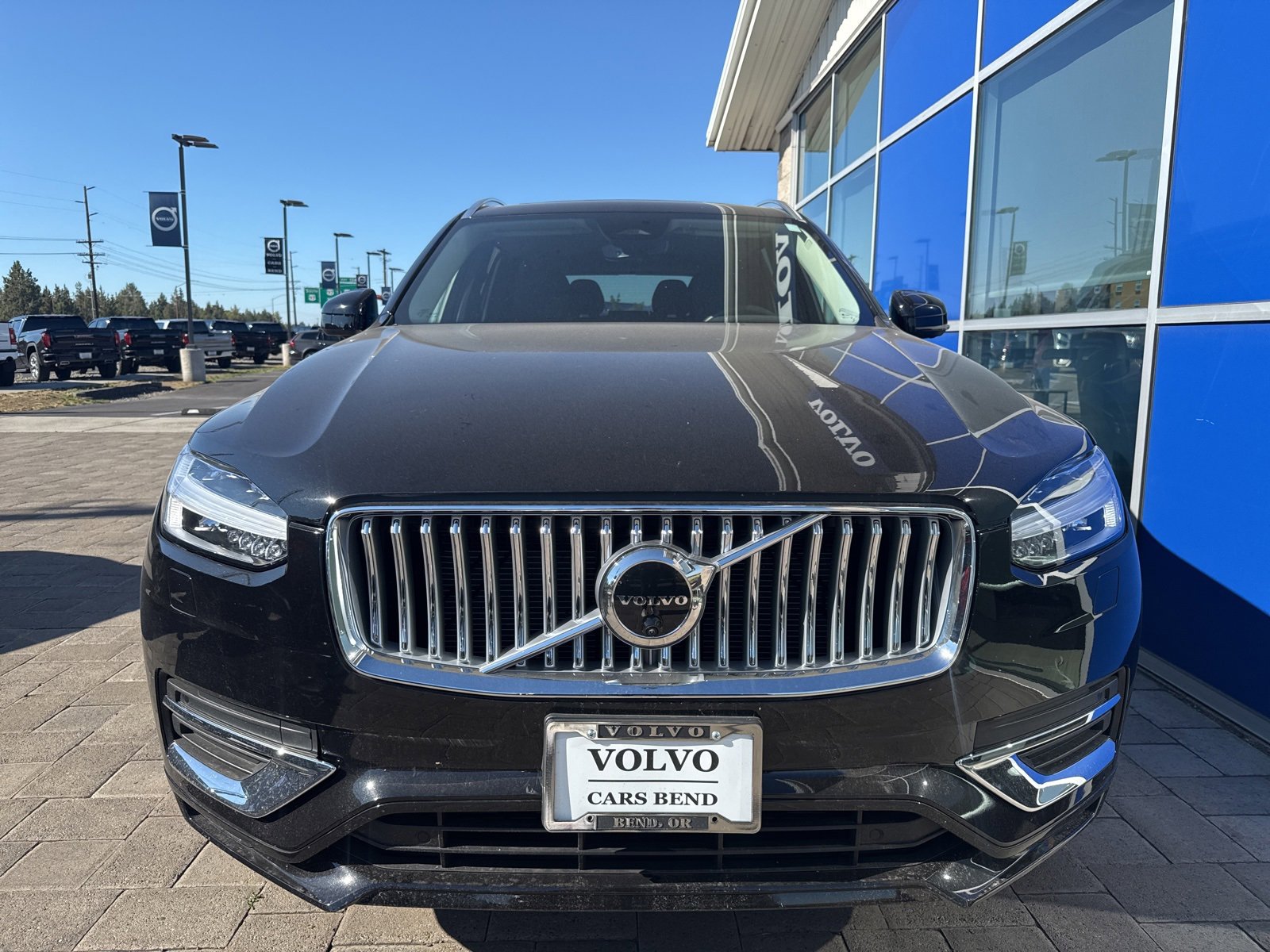 Used 2025 Volvo XC90 B6 Plus image 6