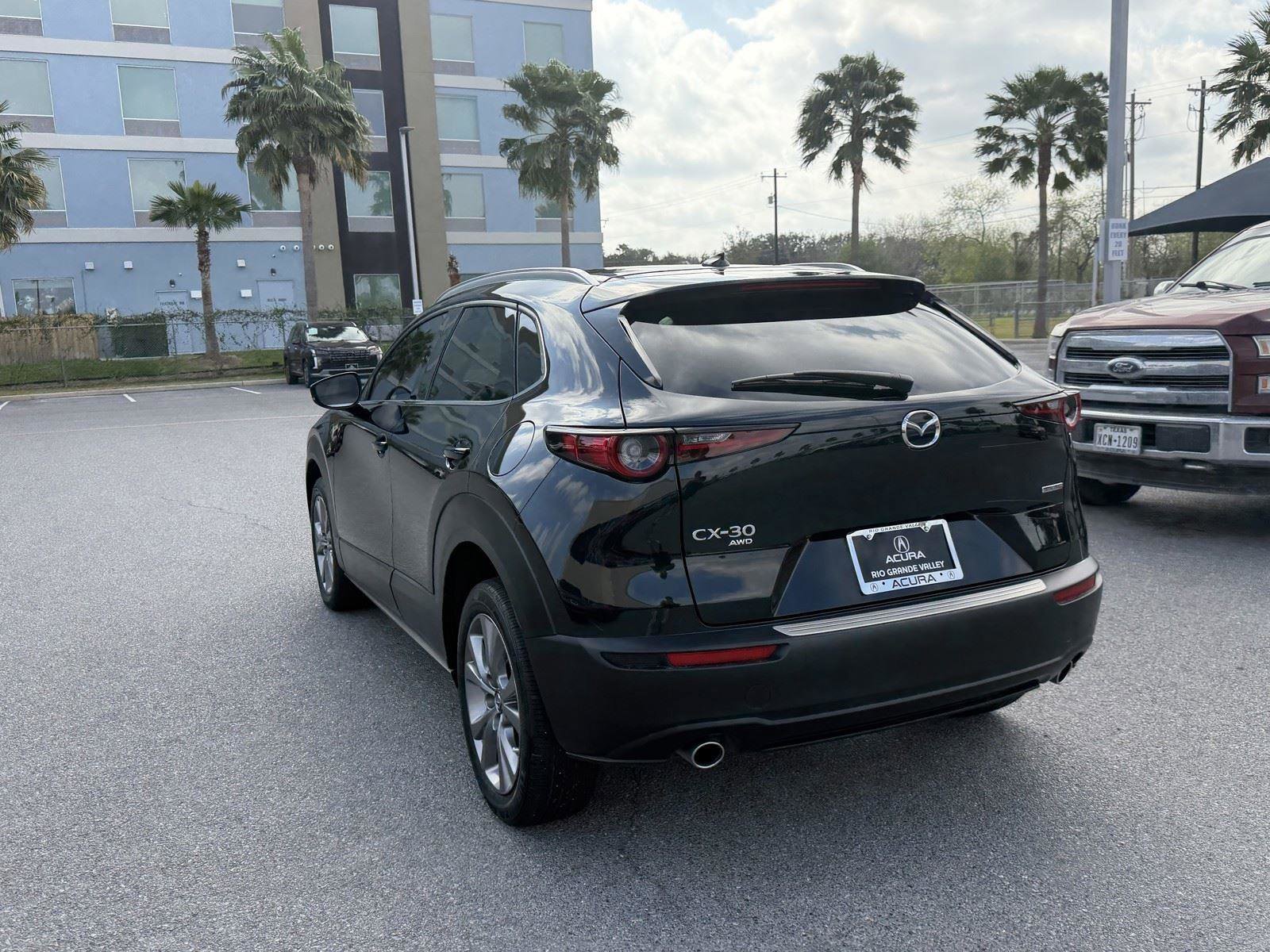 Used 2024 MAZDA CX-30 AWD 2.5 S w/ Premium Package image 18