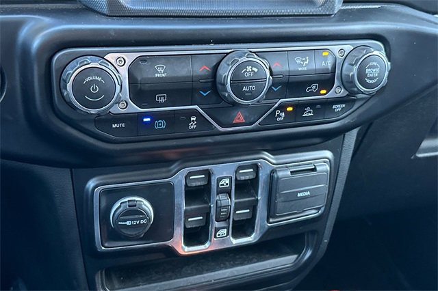 Used 2021 Jeep Wrangler Unlimited Sahara w/ Safety Group image 22