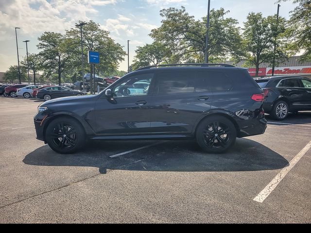 Used 2022 BMW X7 xDrive40i w/ M Sport Package AWD/4WD image 9