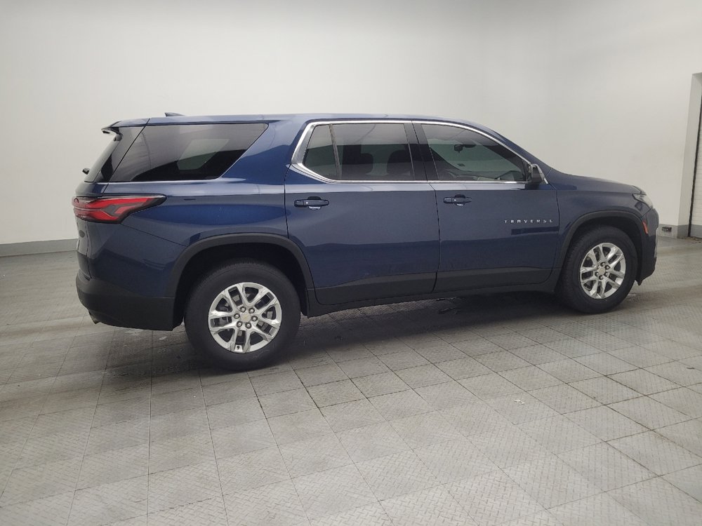 Used 2023 Chevrolet Traverse LS FWD image 10