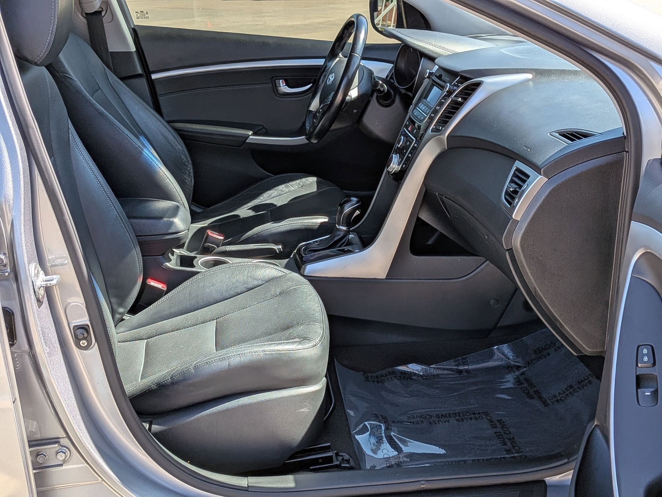 Used 2015 Hyundai Elantra GT w/ Option Group 02 FWD image 27