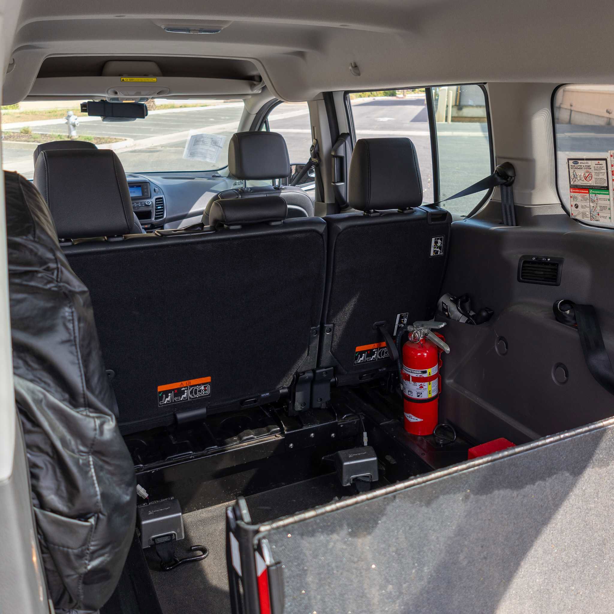 Used 2022 Ford Transit Connect XL image 18