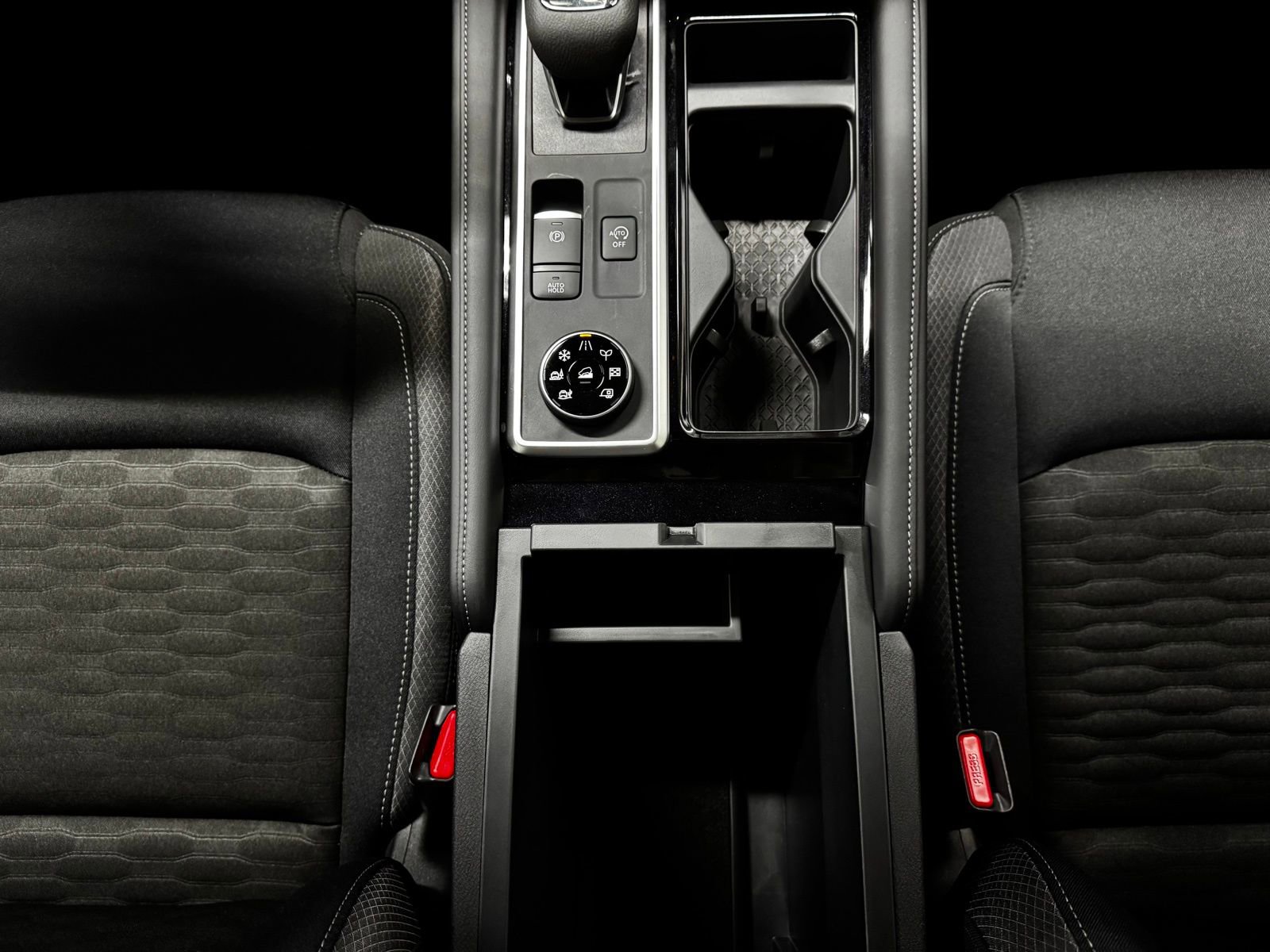 New 2026 Nissan Pathfinder SV AWD/4WD image 28