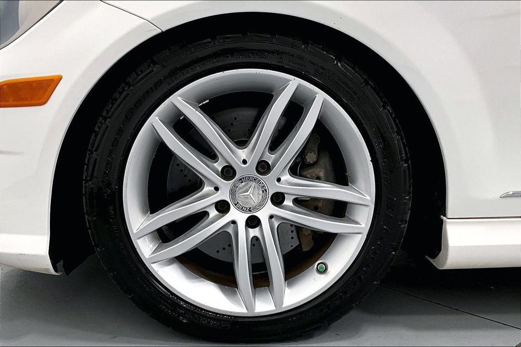 Used 2013 Mercedes-Benz C 300 4MATIC Sedan image 8
