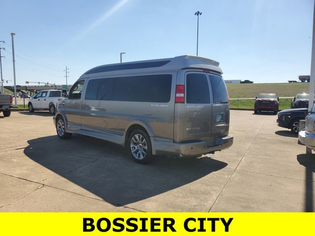 Used 2022 GMC Savana 2500 Extended w/ Enhanced Convenience Package RWD image 5