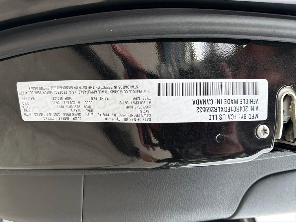 Used 2020 Chrysler Pacifica Touring-L Plus w/ Advanced Safetytec Group FWD image 36