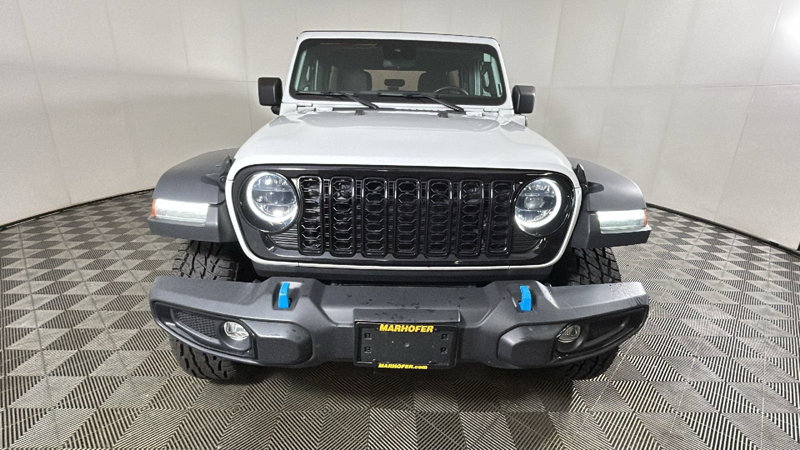 Used 2024 Jeep Wrangler Unlimited AWD/4WD image 8