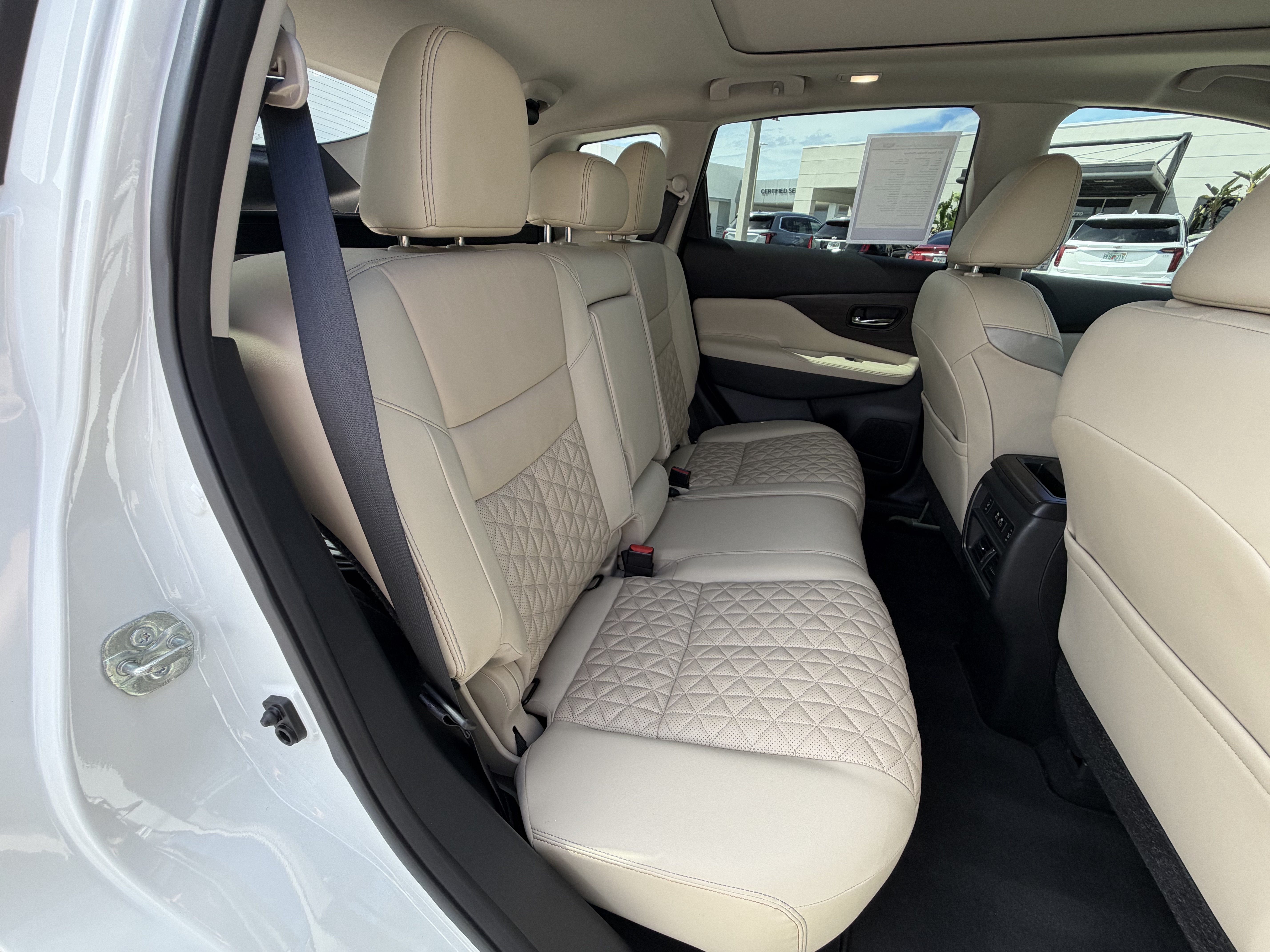 Used 2023 Nissan Murano Platinum w/ Cargo Package FWD image 18