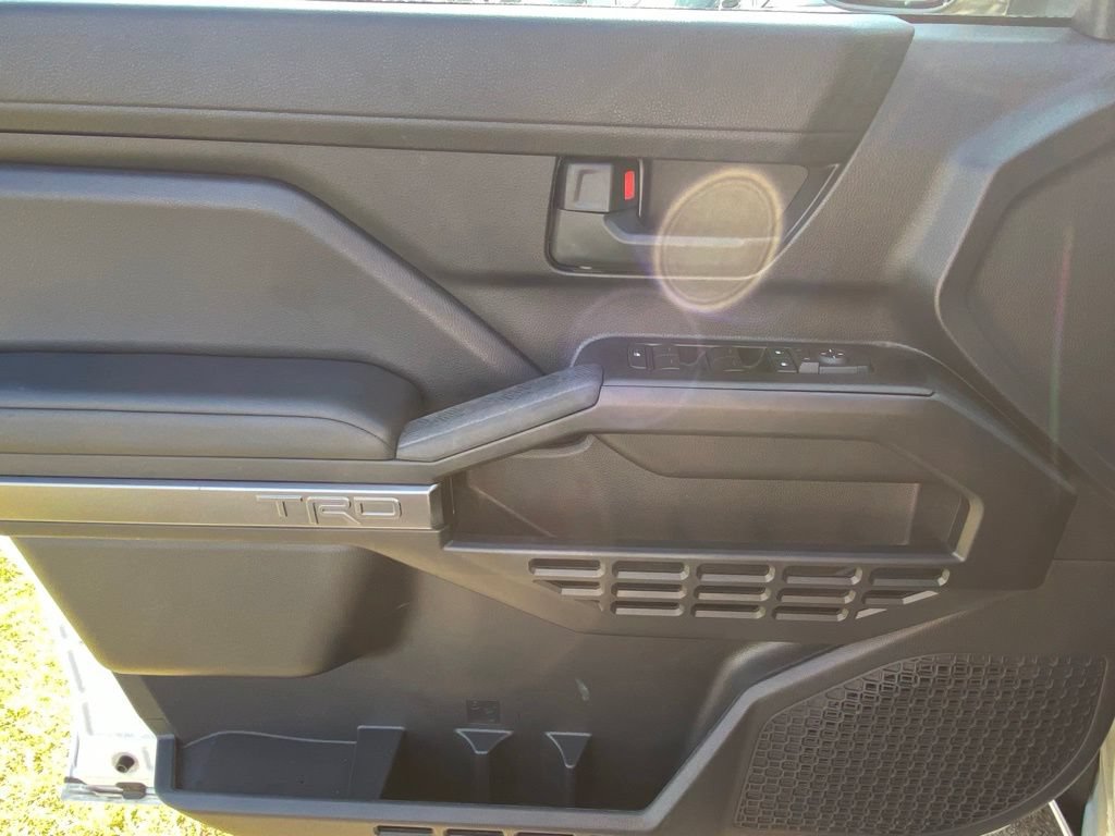 Used 2025 Toyota 4Runner TRD Sport AWD/4WD image 10