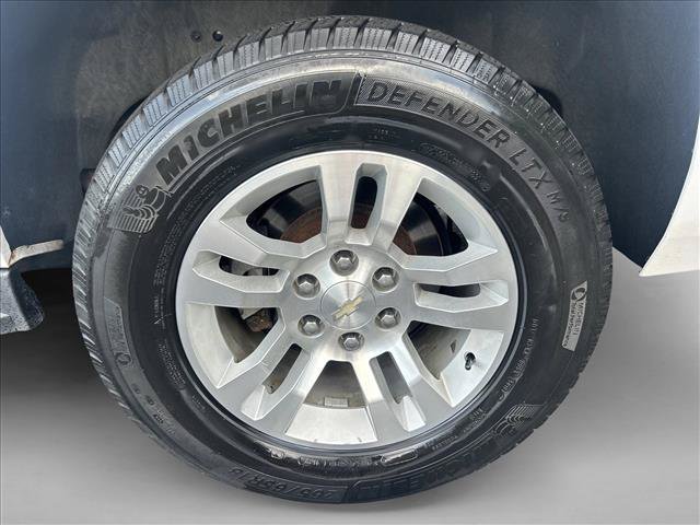 Used 2019 Chevrolet Suburban LT AWD/4WD image 28