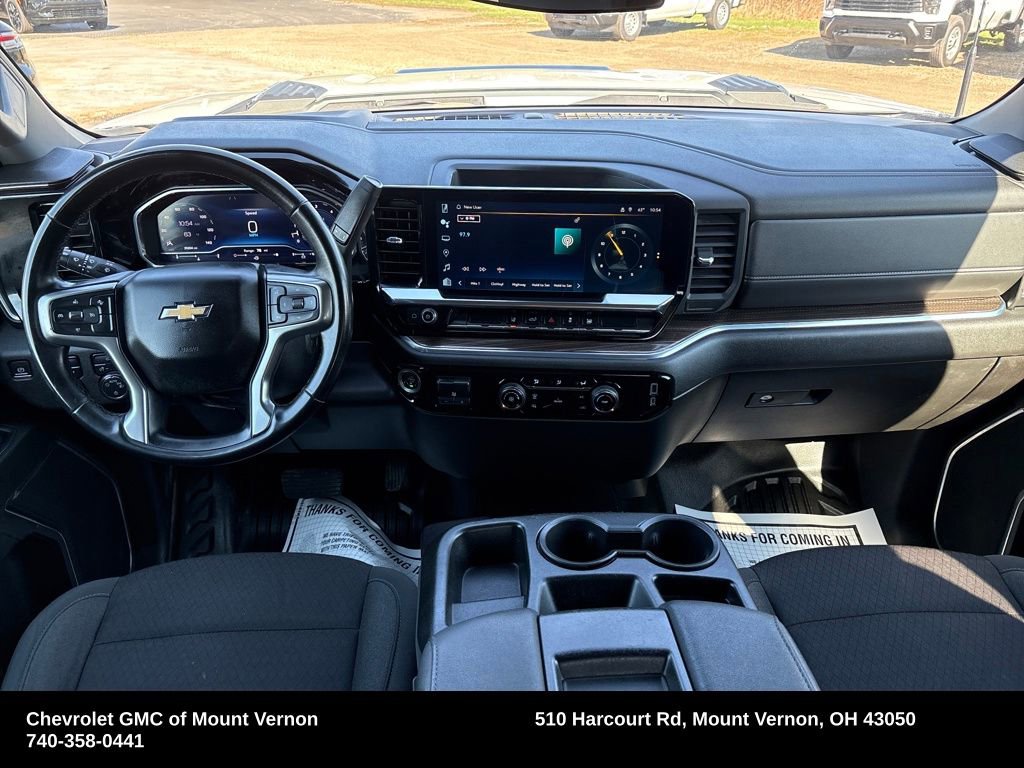 Used 2024 Chevrolet Silverado 2500 LT AWD/4WD image 16