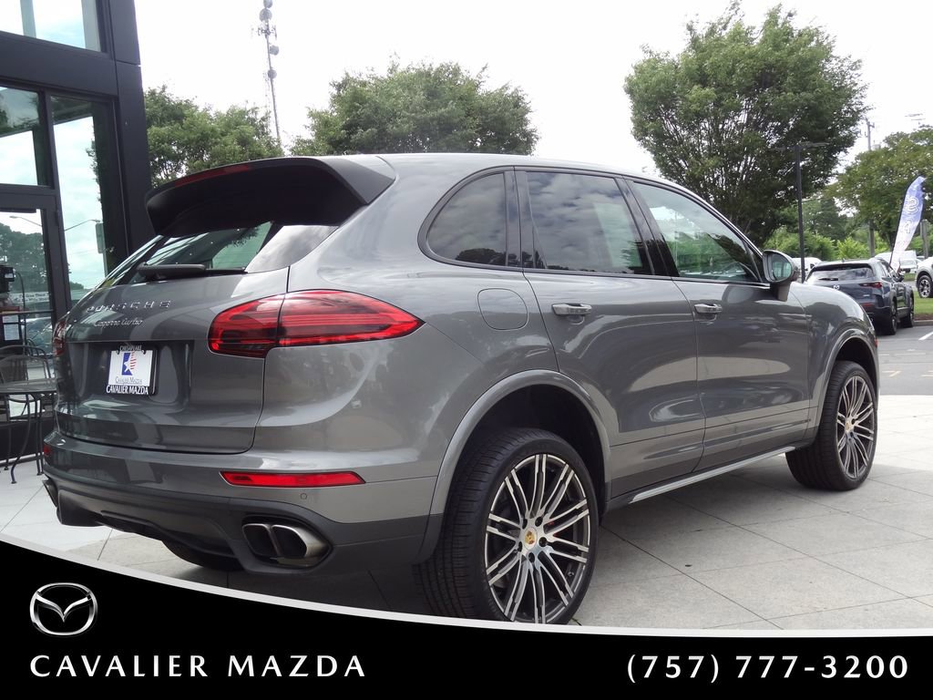 Used 2018 Porsche Cayenne AWD/4WD image 4