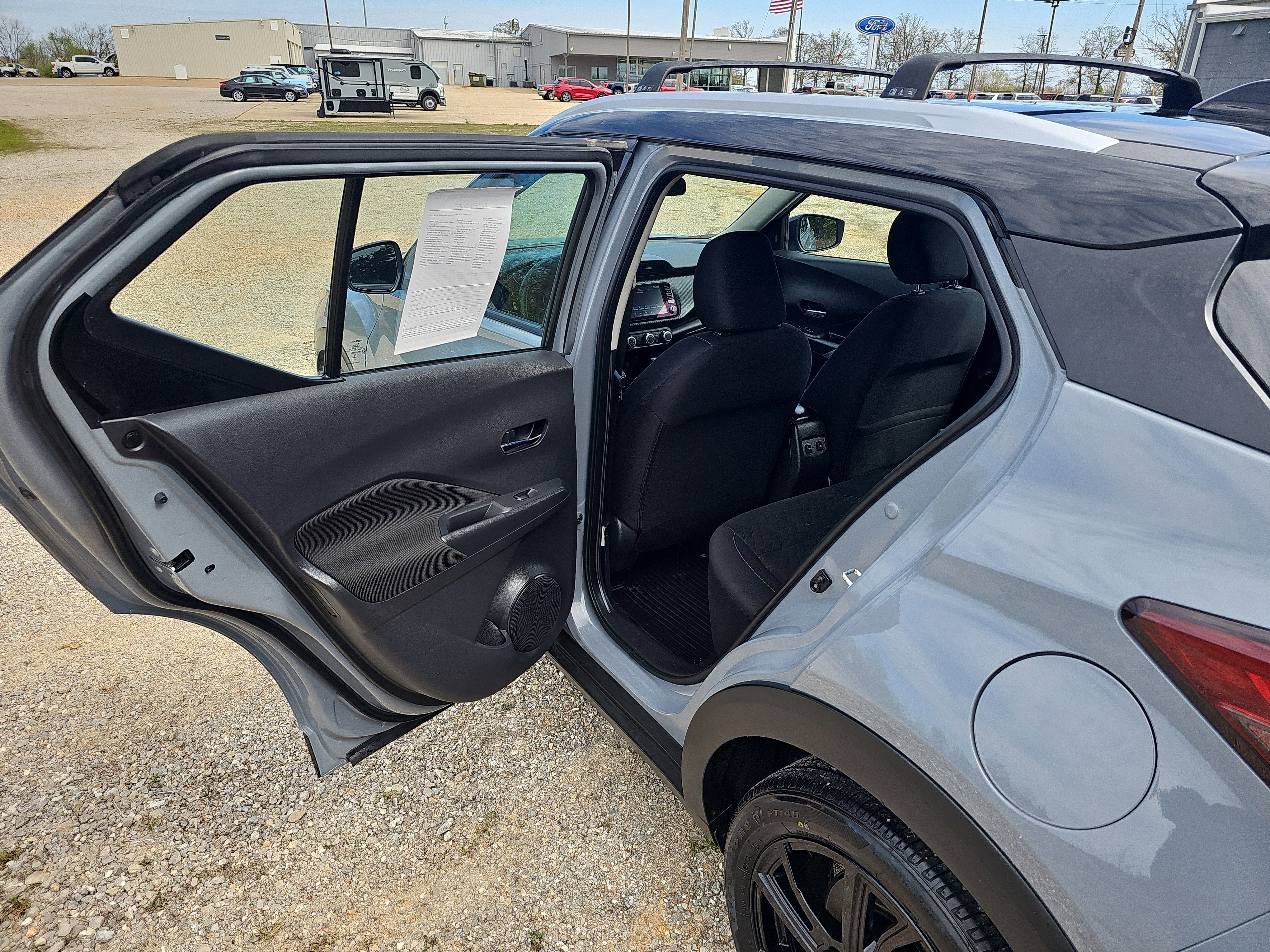 Used 2024 Nissan Kicks SV w/ Exterior Package image 12