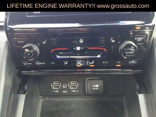 Used 2025 Jeep Grand Cherokee Altitude AWD/4WD image 29
