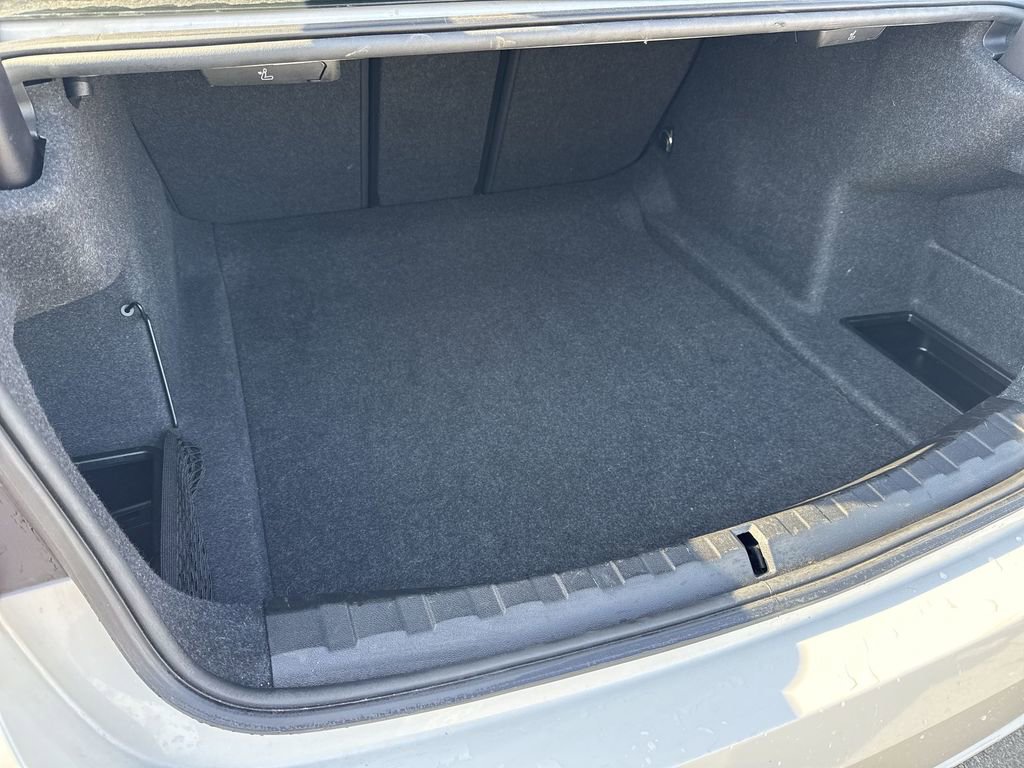 Used 2023 BMW 330i xDrive Sedan w/ Driving Assistance Package image 21