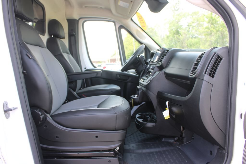 Used 2024 RAM ProMaster 2500 w/ Convenience Group FWD image 21
