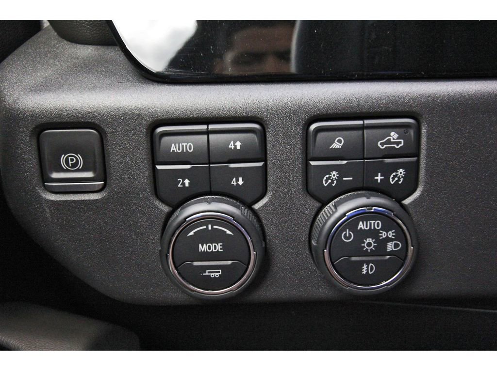 Used 2023 Chevrolet Silverado 1500 ZR2 w/ ZR2 Bison Edition image 18
