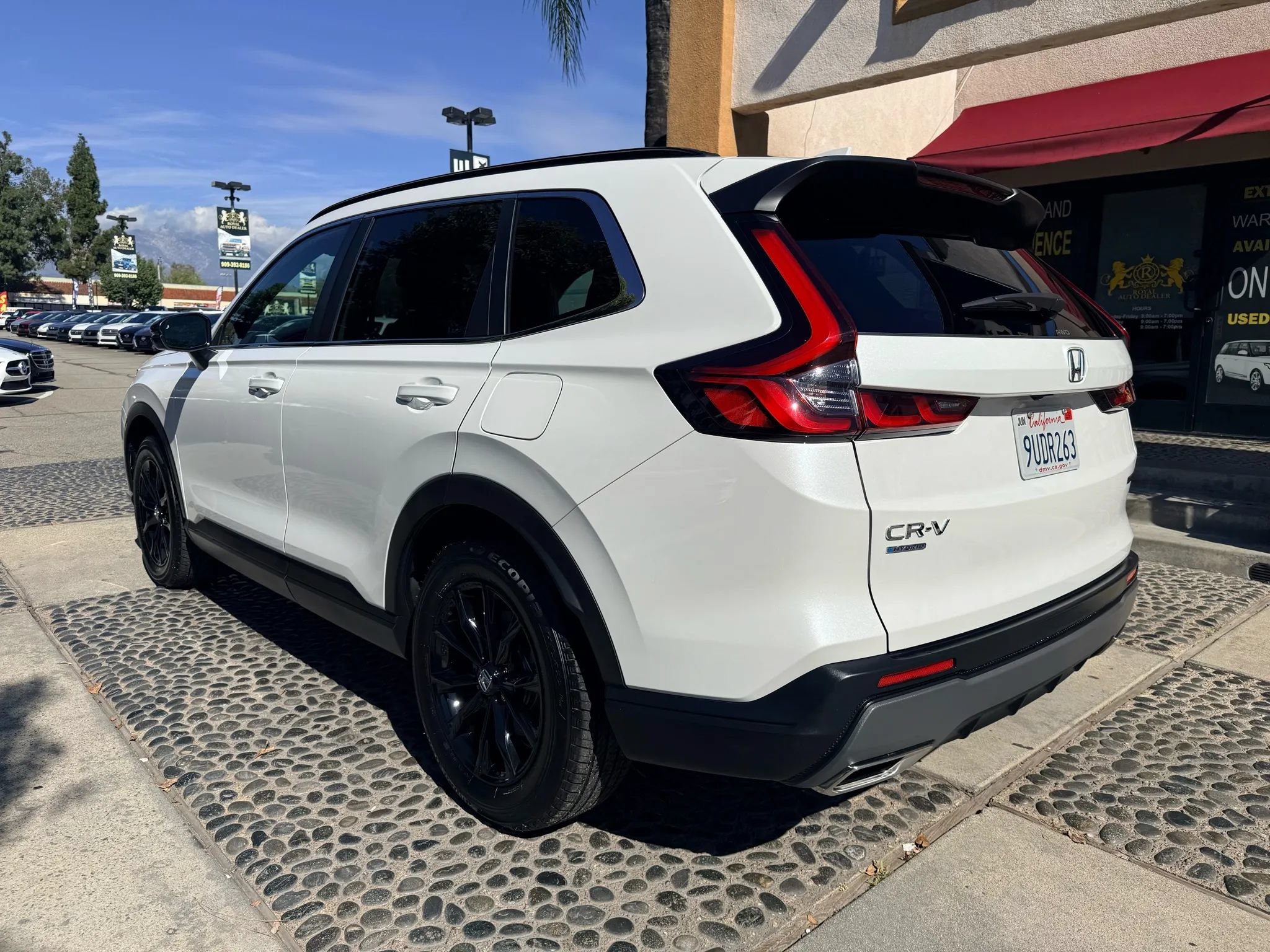 Used 2025 Honda CR-V Sport image 7