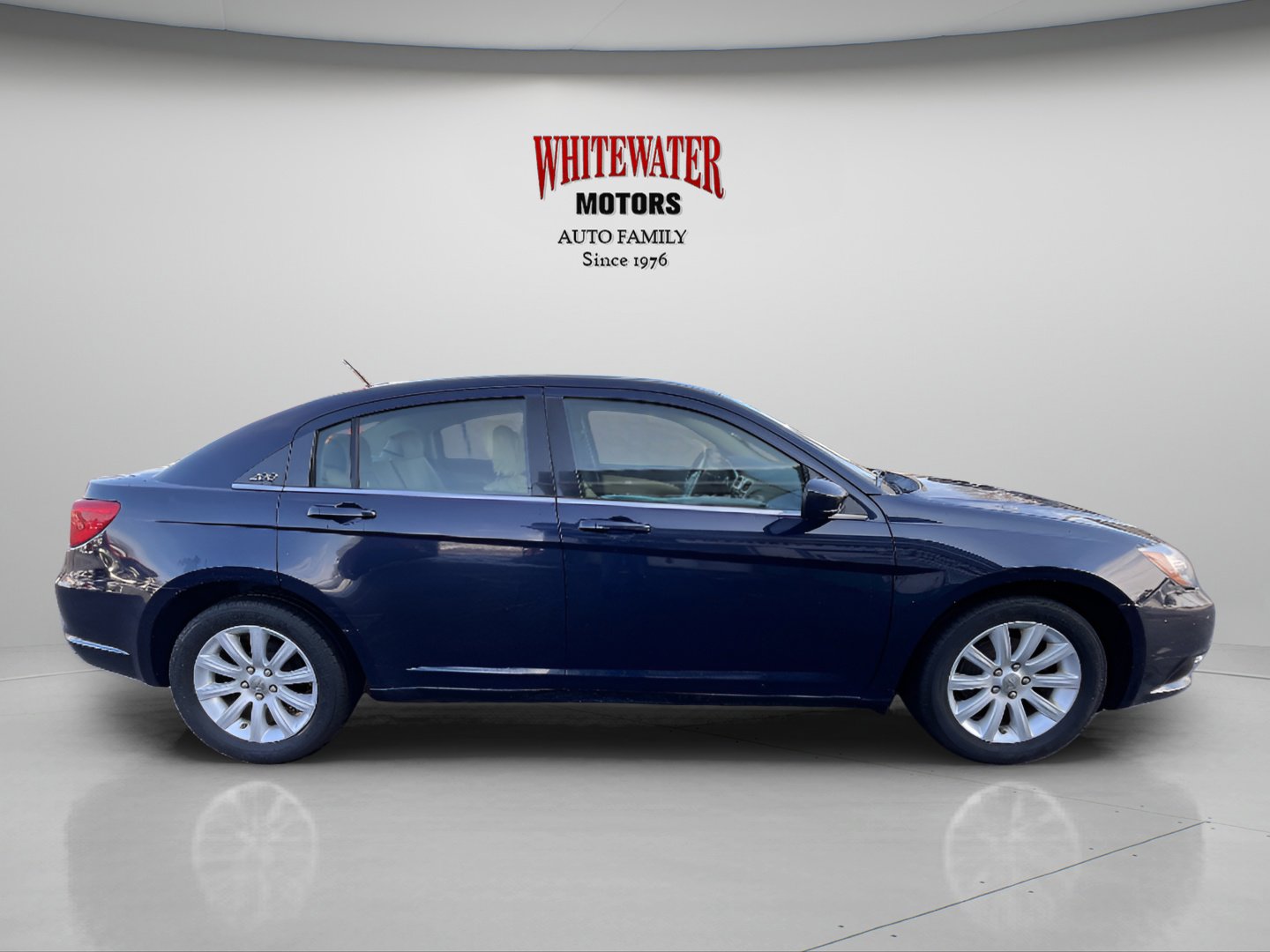Used 2014 Chrysler 200 Touring image 7