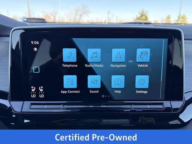 Certified 2025 Volkswagen Atlas Cross Sport SE FWD image 21