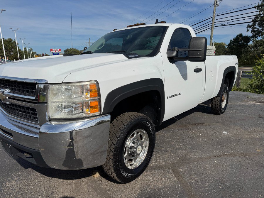 Used 2008 Chevrolet Silverado 2500 W/T w/ Snow Plow Prep Package AWD/4WD image 9