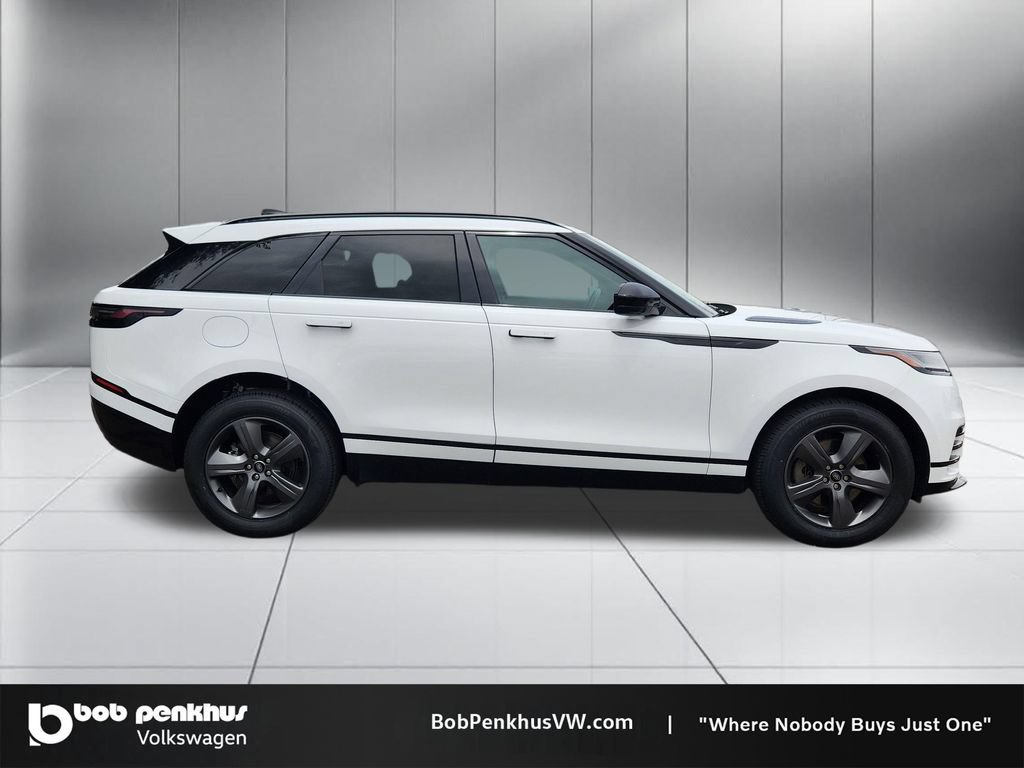 Used 2025 Land Rover Range Rover Velar Dynamic SE AWD/4WD image 24