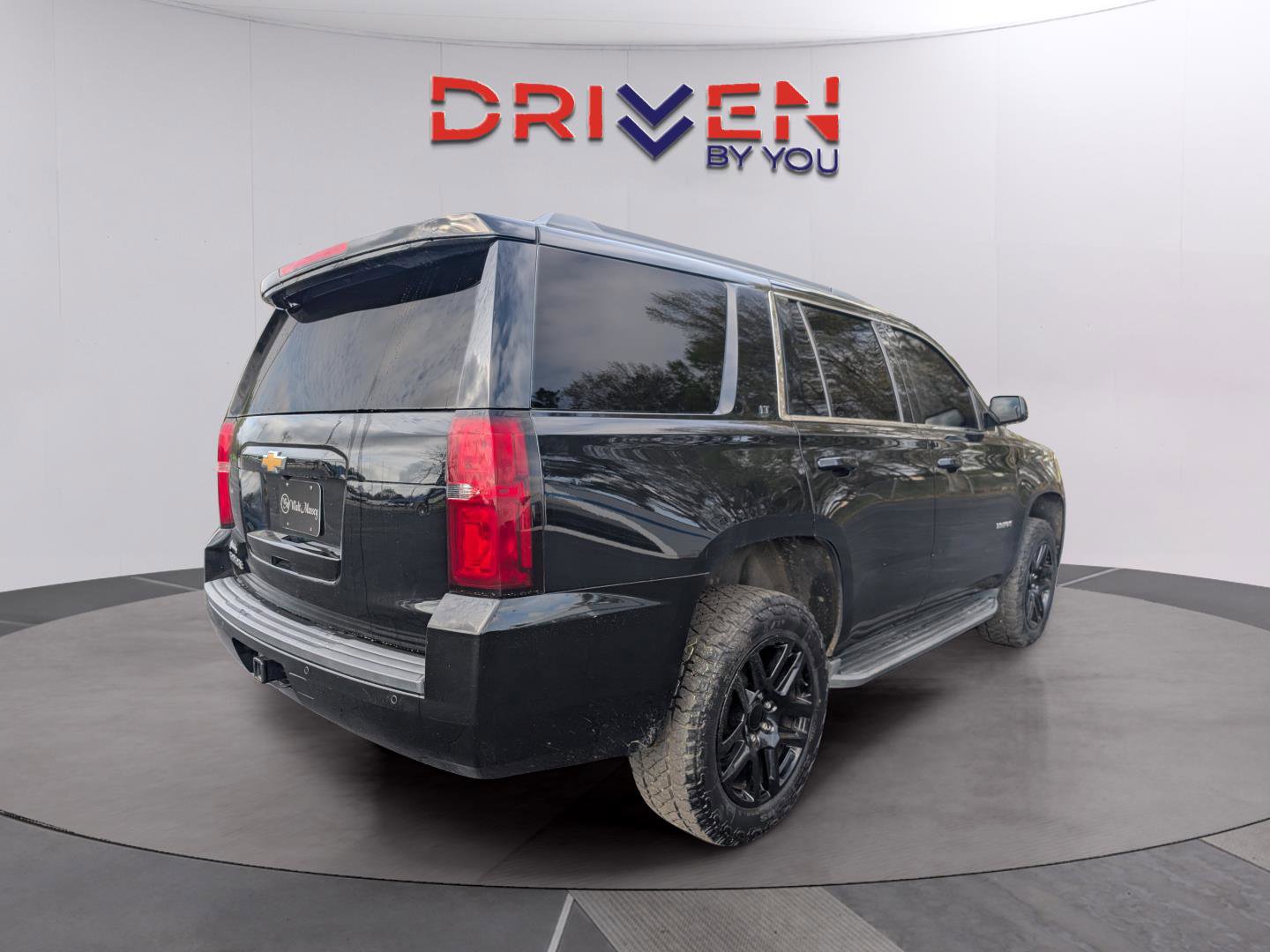 Used 2017 Chevrolet Tahoe LT image 5