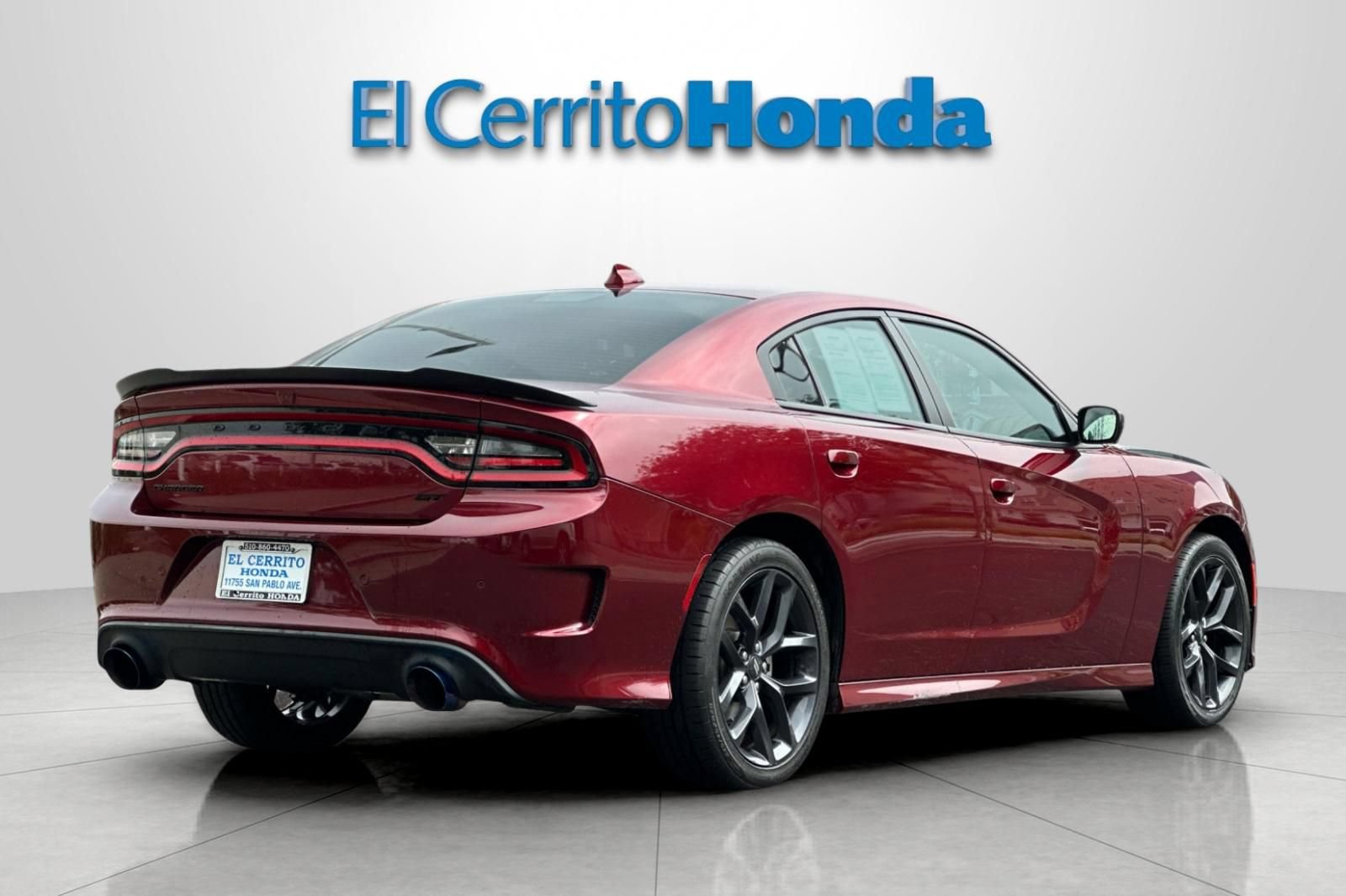 Used 2021 Dodge Charger GT w/ Blacktop Package RWD image 3