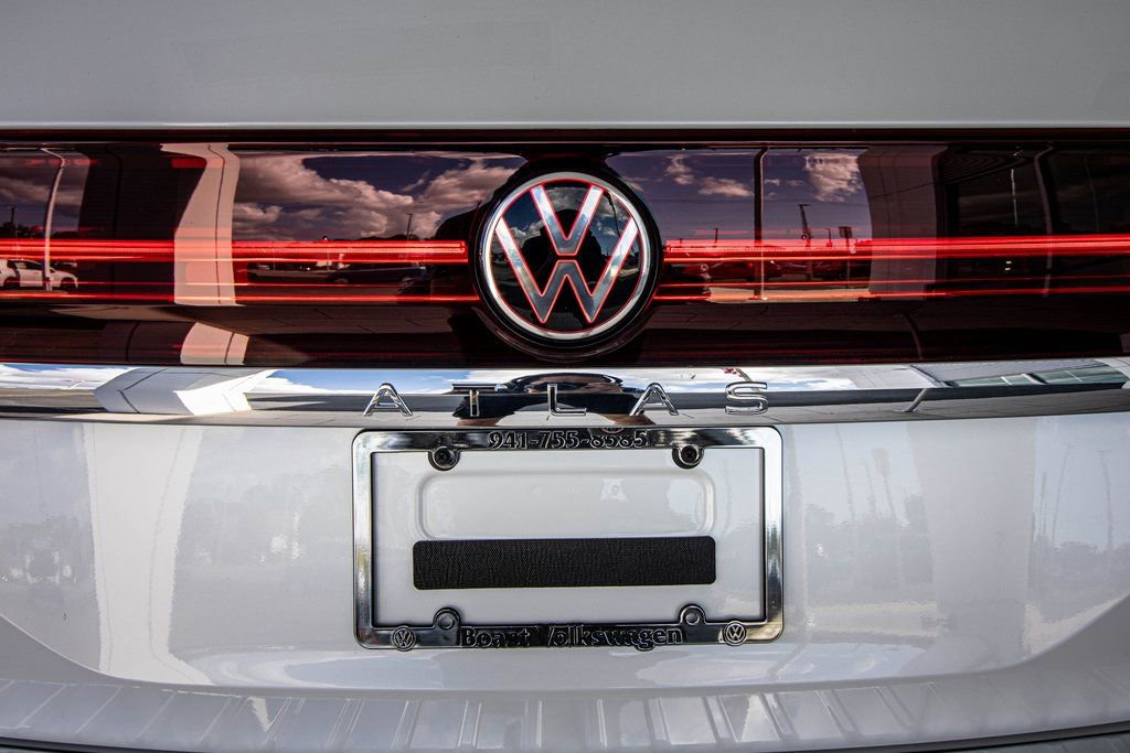New 2026 Volkswagen Atlas SEL image 16