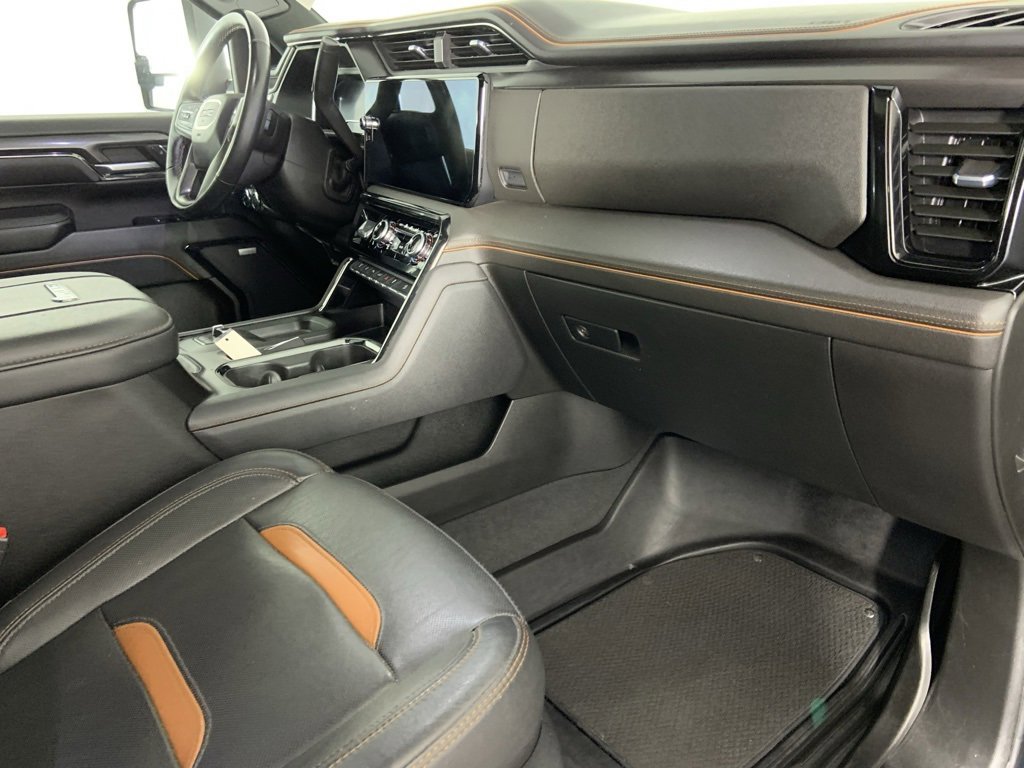 Used 2024 GMC Sierra 2500 AT4 w/ AT4 Premium Plus Package image 30